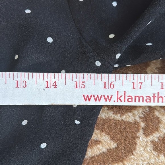 Free People black/white polka dot flared Mini dress Womens 4 deep V cocktail - Picture 11 of 11